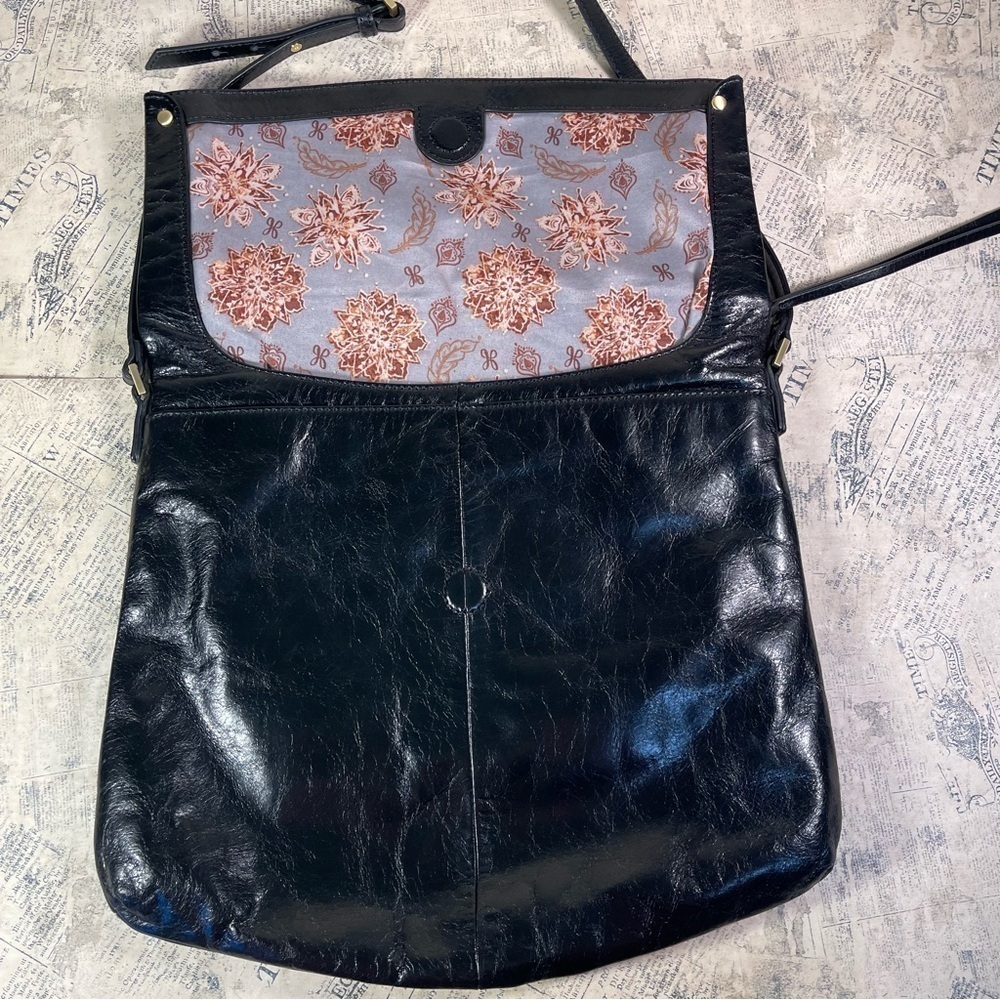 HOBO Vintage Hide Black Leather Crossbody Shoulder Bag Soft Distressed Leather - Picture 8 of 15
